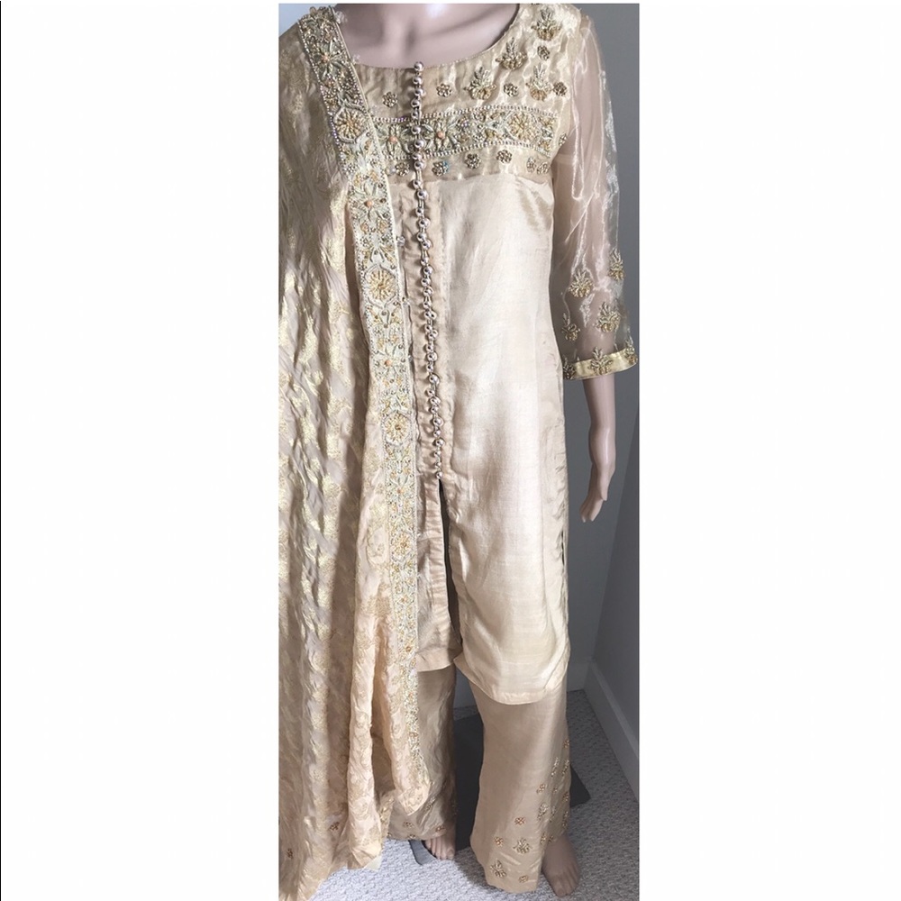 Pakistani outfit!
